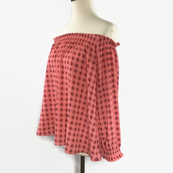 Banana Republic coral off the shoulder blouse, large petite - Picture 2 of 10